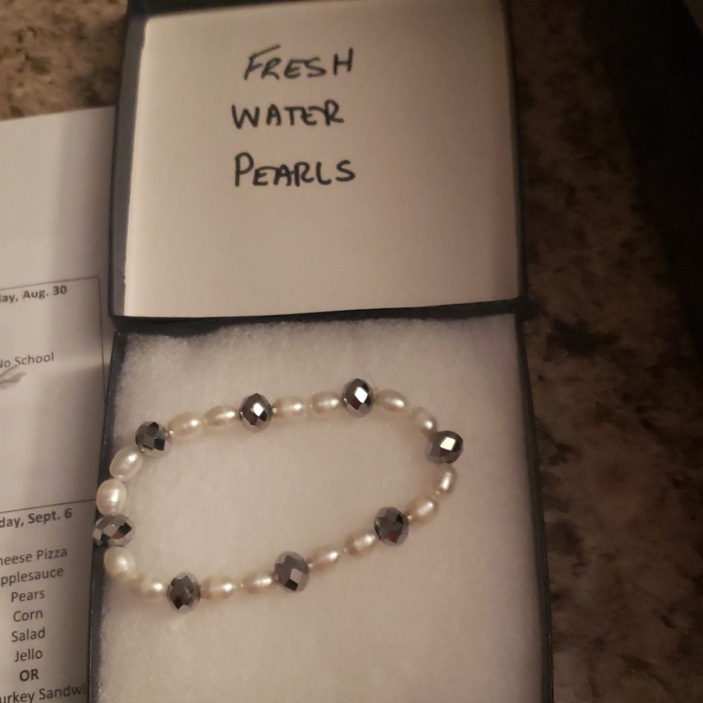 Bracelet - Picture 2 of 2